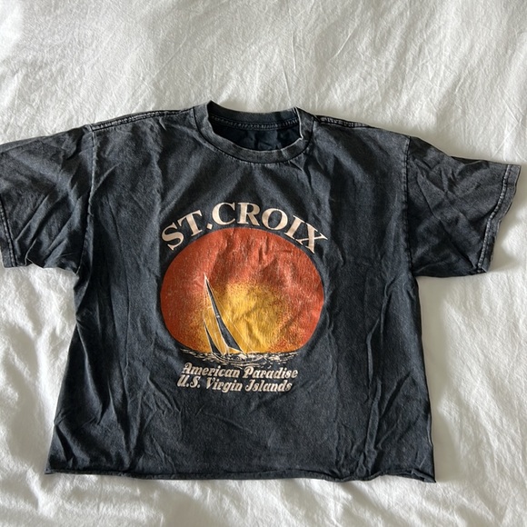 Vantage cropped T shirts (2 pcs) - Picture 2 of 4